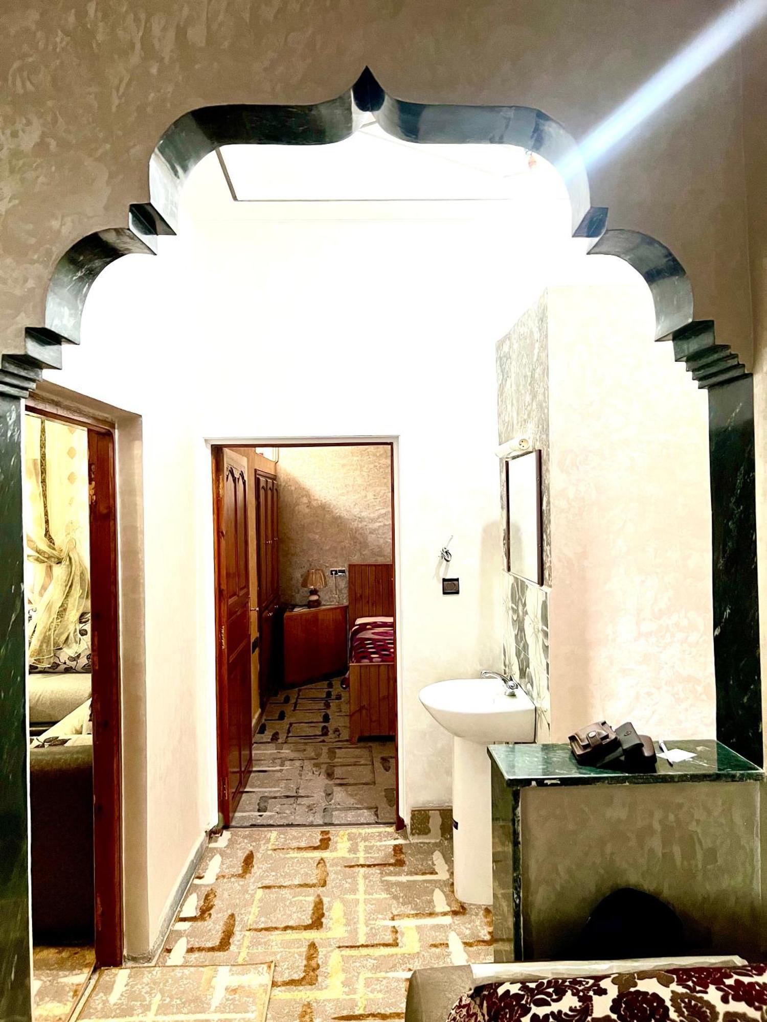 Hotel Dar Calme Chez El Bouhali Skoura Exterior foto